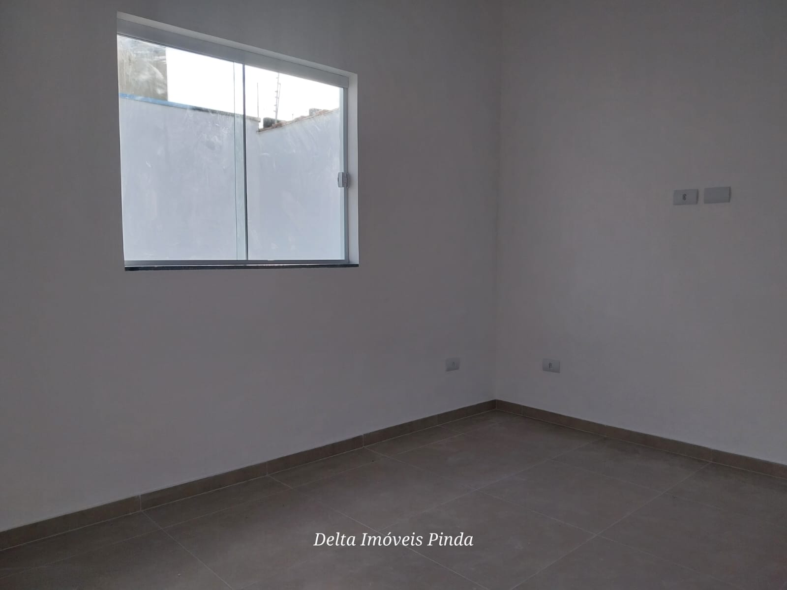 EHL1121 – Casa disponível para locação – Pasin – $ 1.100,00 + Iptu